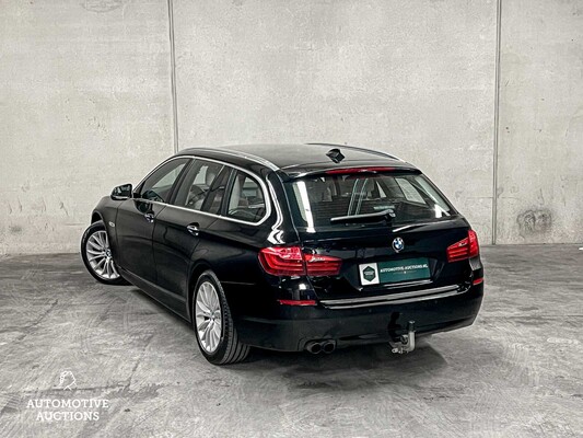 BMW 520i Touring Luxury Edition 184hp 2014 (Original-UK) 5-Series, 5-TBH-39