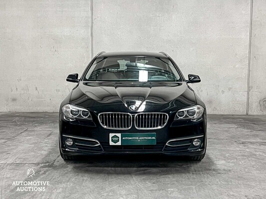 BMW 520i Touring Luxury Edition 184hp 2014 (Original-UK) 5-Series, 5-TBH-39