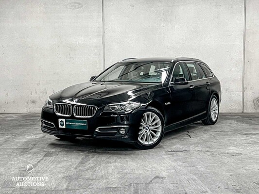 BMW 520i Touring Luxury Edition 184pk 2014 (Origineel-NL) 5-serie, 5-TBH-39