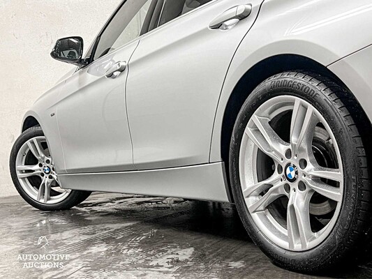 BMW 316i High Executive Touring Sport-Line (Automatic) 136hp 2014 (Original-NL) 3-Series, 3-TXJ-94