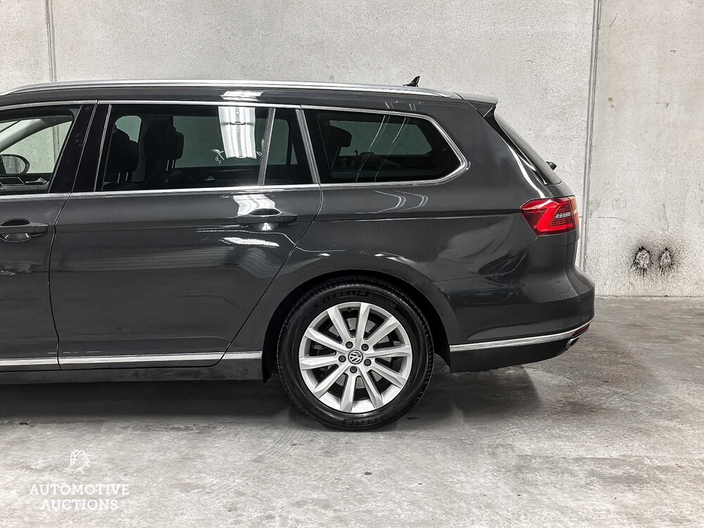 Volkswagen Passat Variant 2.0 BiTDI 4Motion Highline 239PS 2015, L-497-RG