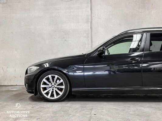 BMW 320i Touring E91 170PS 2009 3er, 26-LBN-2