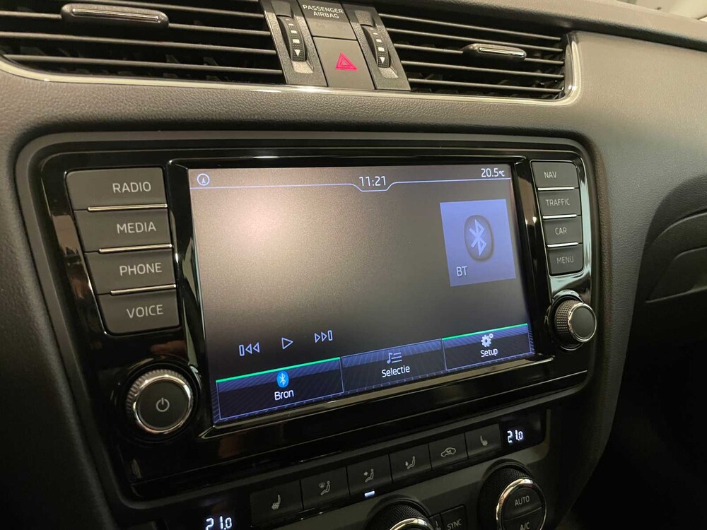 Skoda Octavia Combi 1.6 TDI DSG Style Business 110PS 2017, RX-124-L