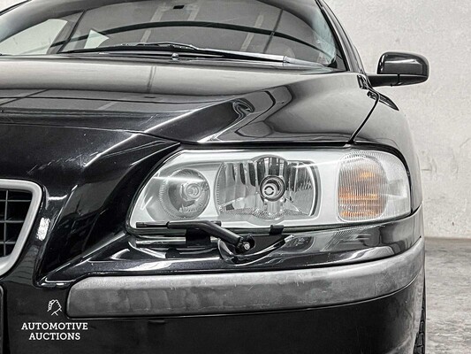 Volvo V70 2.5 R Geartronic 299PS 2003, R-494-SL