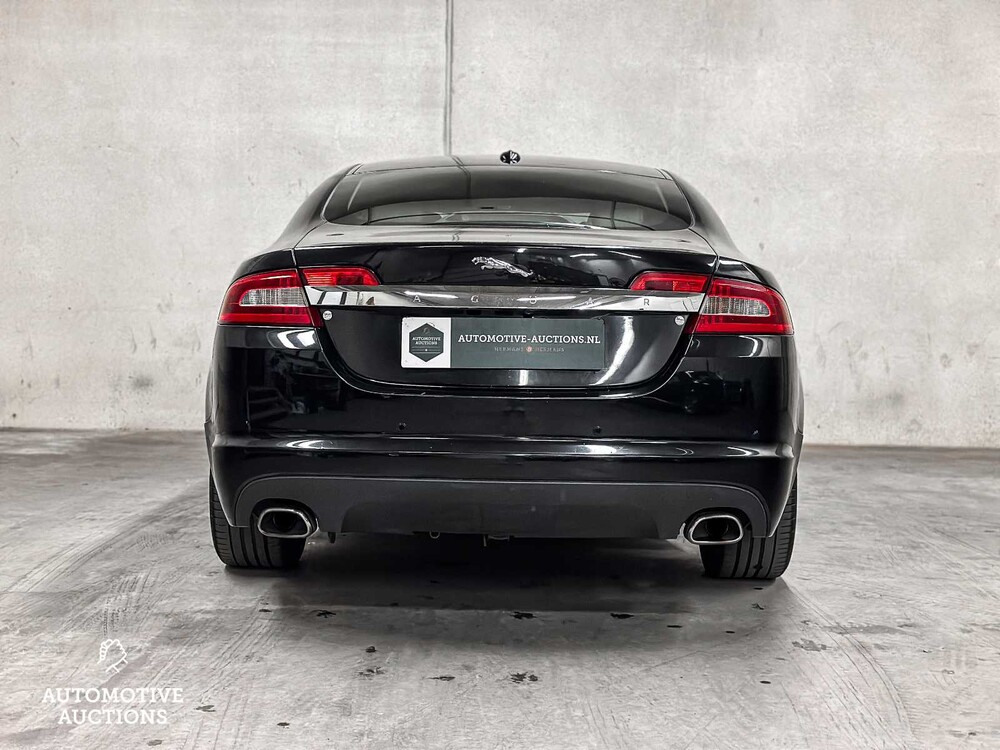 Jaguar XF 2.7D V6 Premium Luxus 207PS 2010 (Original-UK), 81-LDB-9