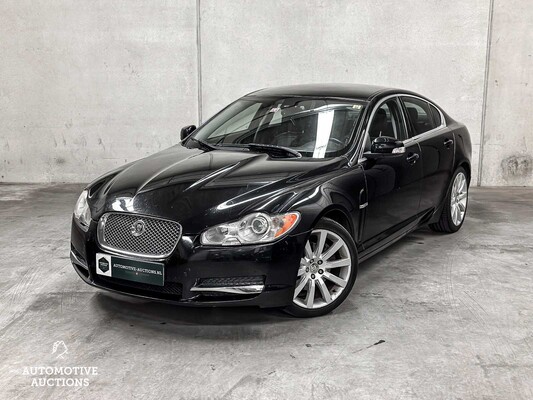 Jaguar XF 2.7D V6 Premium Luxury 207pk 2010 (Origineel-NL), 81-LDB-9