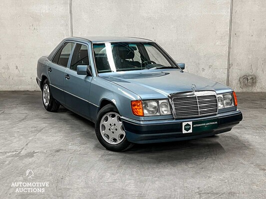 Mercedes-Benz 230E W124 200-500 (Original-NL) E-Klasse, YH-36-FF