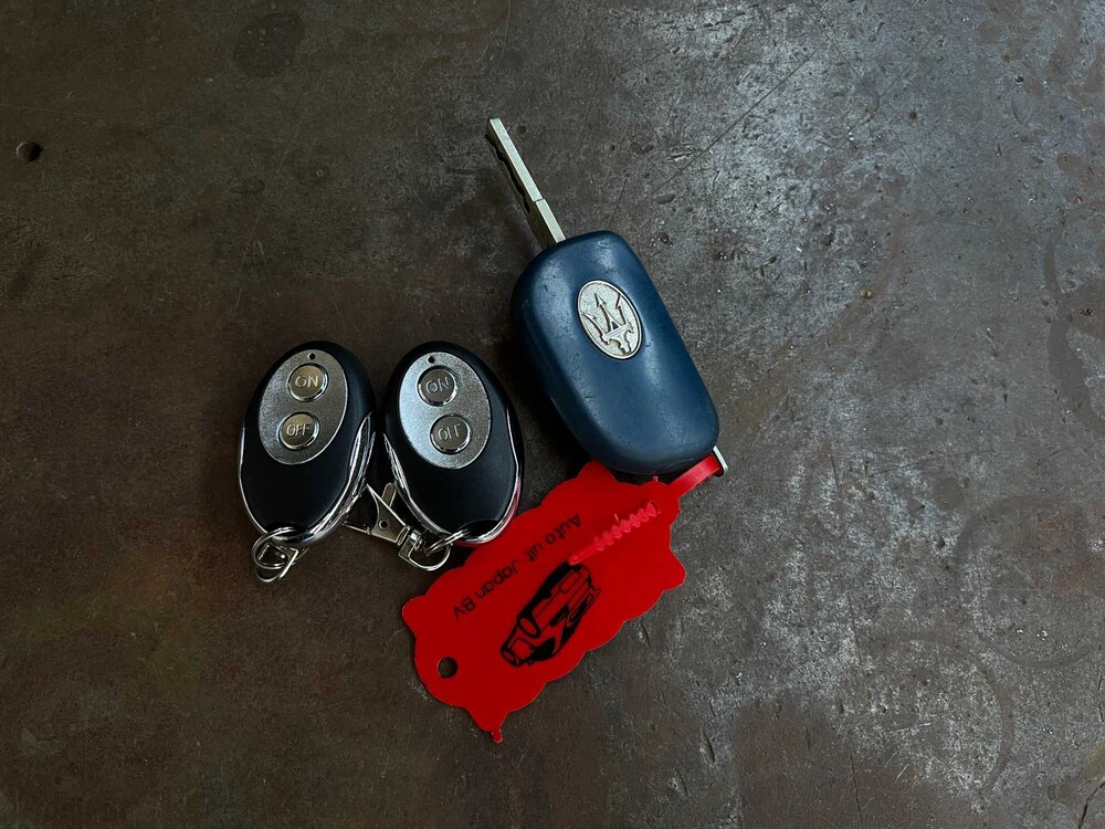 Maserati GranCabrio 4.7 V8 440hp 2010