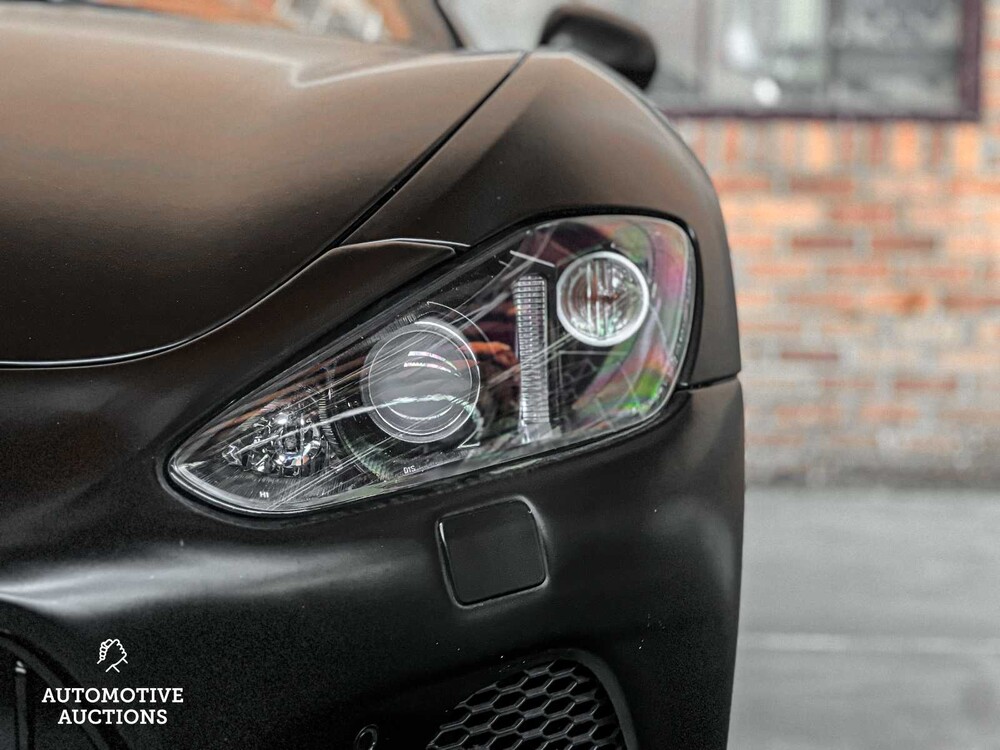 Maserati GranCabrio 4.7 V8 440hp 2010