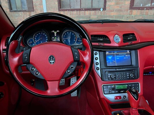 Maserati GranCabrio 4.7 V8 440PS 2010