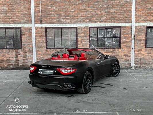 Maserati GranCabrio 4.7 V8 440pk 2010