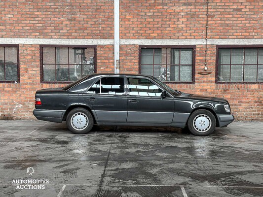 Mercedes-Benz E320 220hp 1994 (Original-NL) E-class, HH-DZ-11