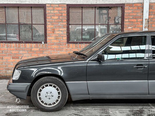 Mercedes-Benz E320 220PS 1994 (Original-NL) E-Klasse, HH-DZ-11