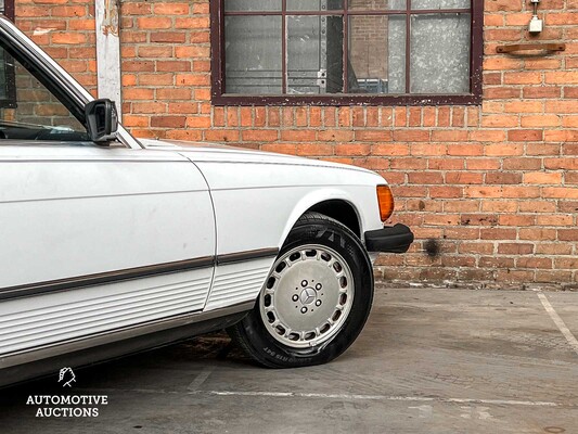 Mercedes-Benz 560 SL V8 231hp 1986 SL-Class Youngtimer