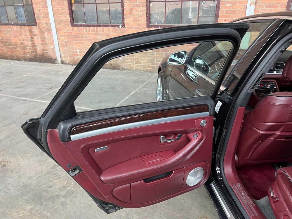 Audi S8 5.2 FSI V10 Quattro 450pk 2007 