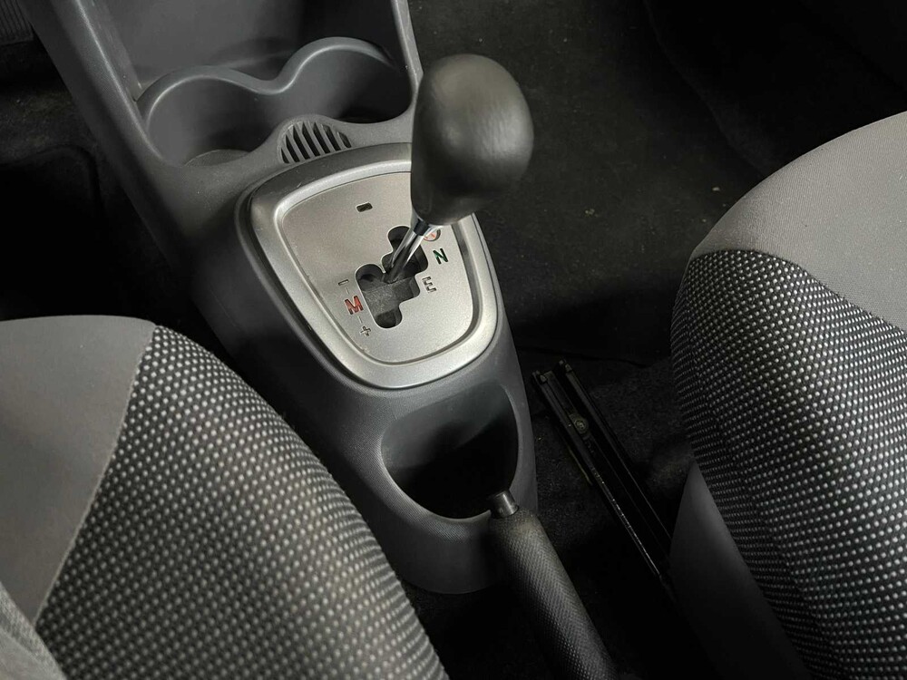 Peugeot 107 1.0-12V XS 68hp 2006 (Original-NL), 86-TN-NB