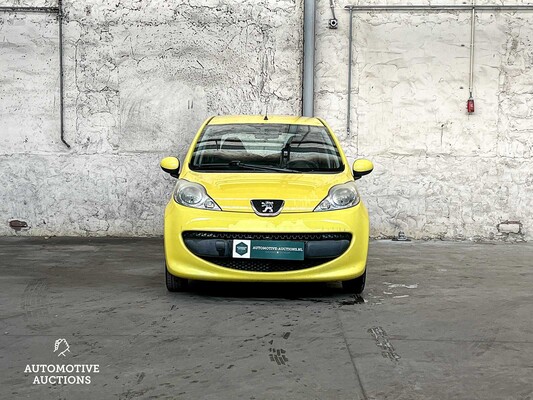 Peugeot 107 1.0-12V XS 68PS 2006 (Original-NL), 86-TN-NB