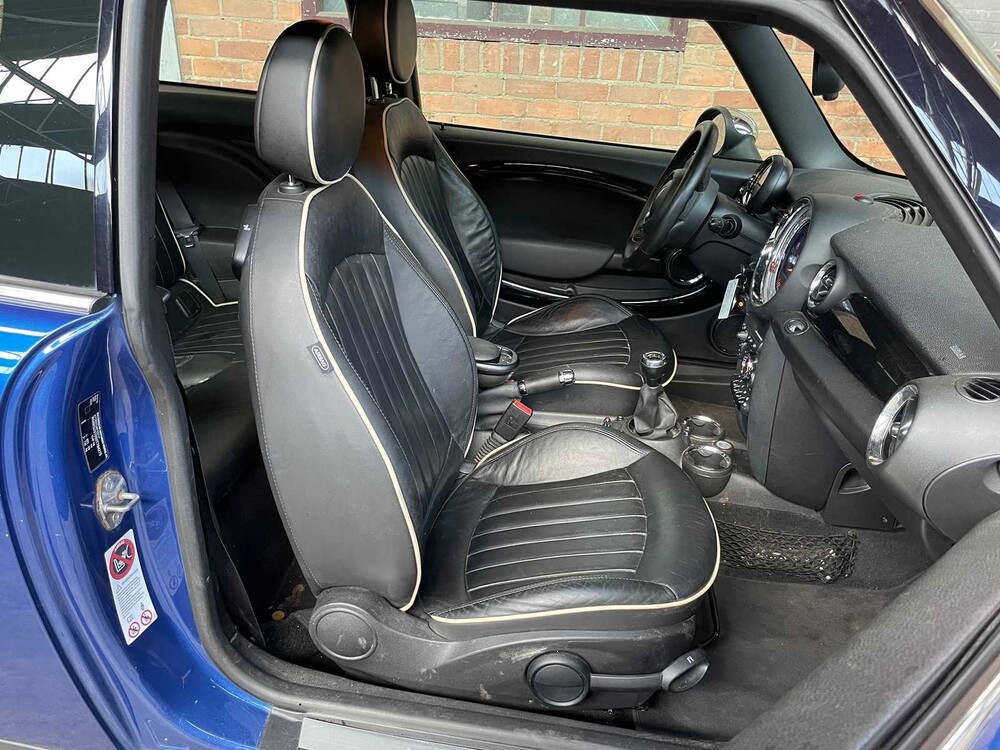 Mini 1.6 Cooper Westminster 122hp 2014 -Orig. NL-, 1-TNZ-47