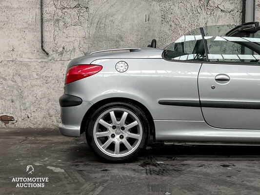 Peugeot 206 CC 1.6-16V 109PS 2002 -Geburtsdatum NL-, 95-LB-NB