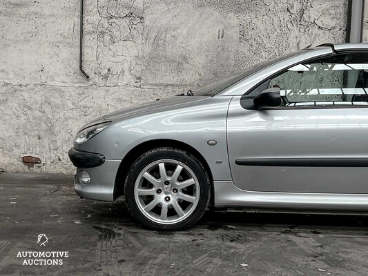 Peugeot 206 CC 1.6-16V 109PS 2002 -Geburtsdatum NL-, 95-LB-NB