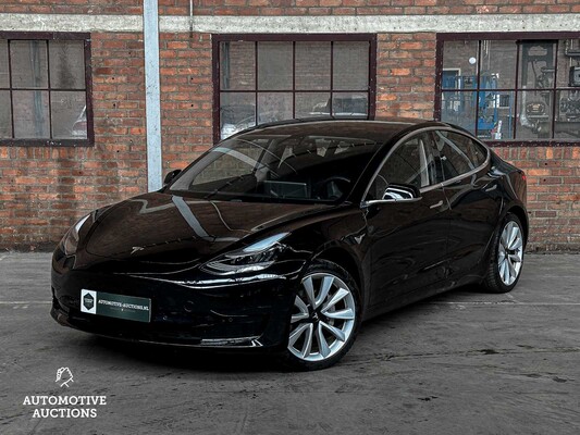 Tesla Model 3 Standard RWD Plus 60 kWh 238pk 2019 (Origineel-NL + 1e Eigenaar), G-335-TL