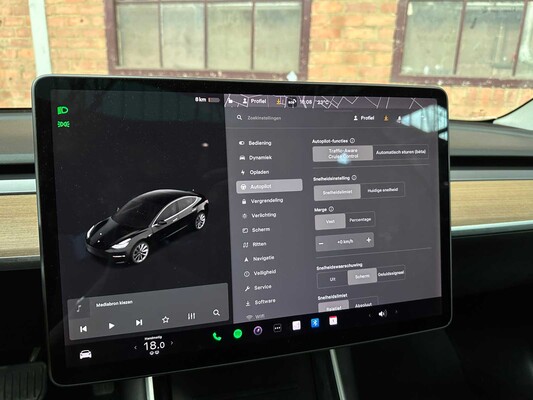 Tesla Model 3 Standard RWD Plus 60 kWh 238PS 2019 (Original-NL + 1. Besitzer), G-335-TL