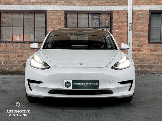 Tesla Model 3 Standard RWD Plus 60 kWh 238hp 2019 (Original-NL + 1st owner), G-555-DR