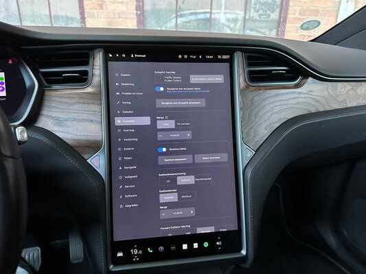 Tesla Model X 100D 417PS 2018 (Original-NL), TL-930-J