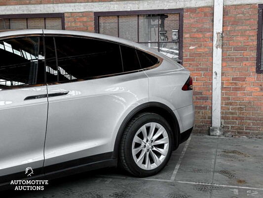 Tesla Model X 100D 417hp 2018 (Original-NL), TL-930-J