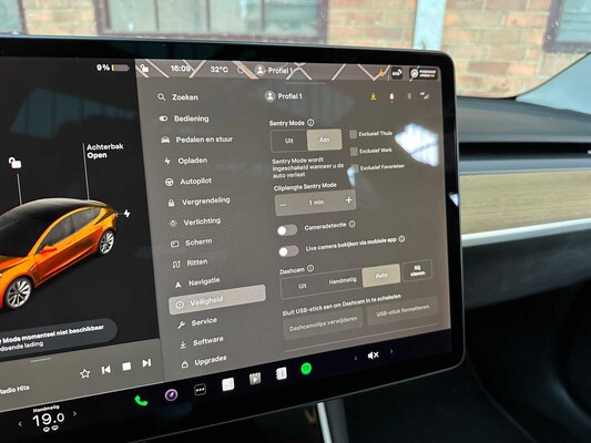 Tesla Model 3 Long Range AWD 75kWh 351hp 2019 (Original-NL + 1st owner), ZK-467-S