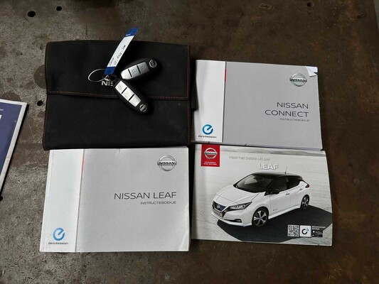 Nissan LEAF N-Connecta 40 kWh 150pk 2019 (Origineel-NL + 1e Eigenaar), G-659-ZB