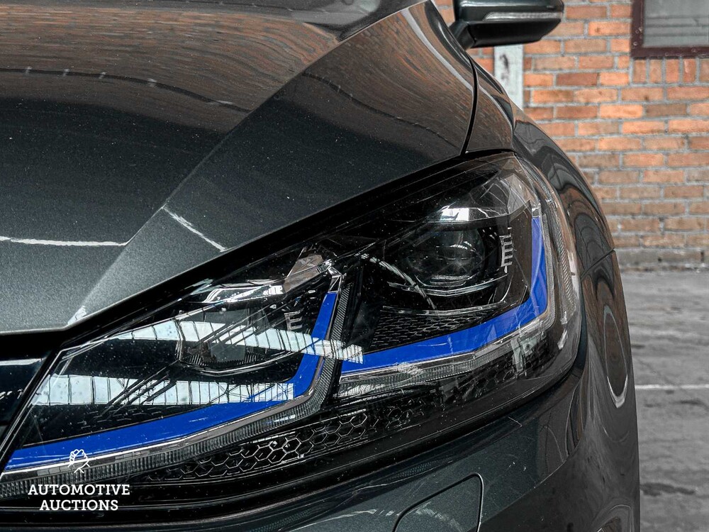 Volkswagen e-Golf 136pk 2019 (Origineel-NL + 1e Eigenaar), XZ-298-S