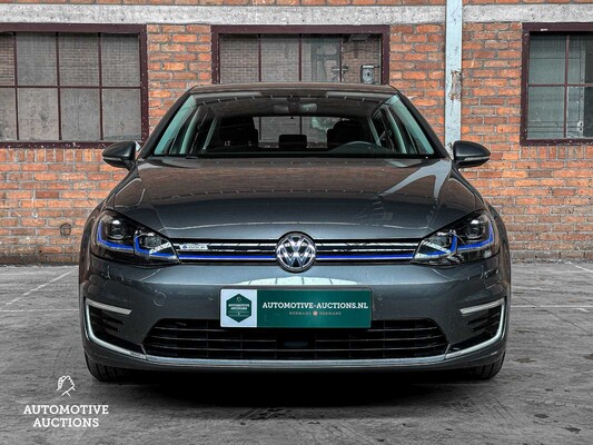 Volkswagen e-Golf 136hp 2019 (original-NL + 1st owner), XZ-298-S