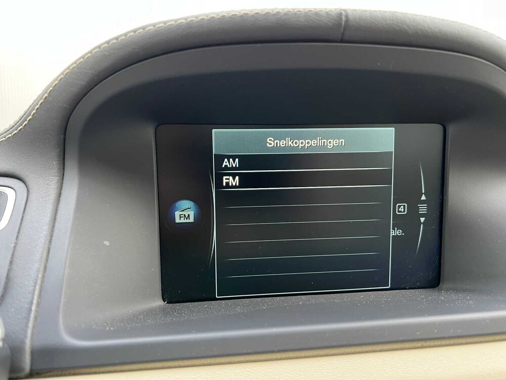 Volvo V70 2.0 D3 Polar+ Inscription 150hp 2016 (Original-UK), JL-299-D