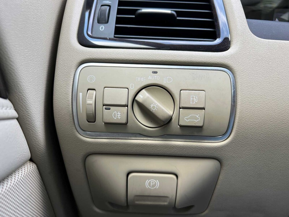 Volvo V70 2.0 D3 Polar+ Inscription 150hp 2016 (Original-UK), JL-299-D