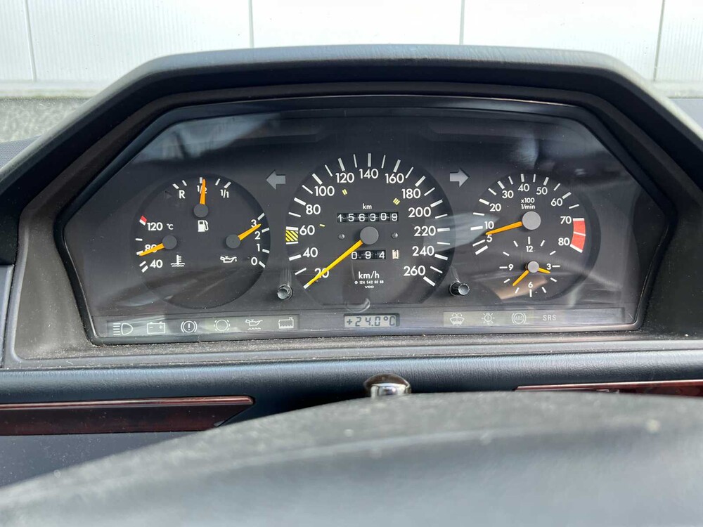 Mercedes-Benz 300 CE-24 200-500 (W124) Cabriolet 220pk 1993, 47-ZG-PR