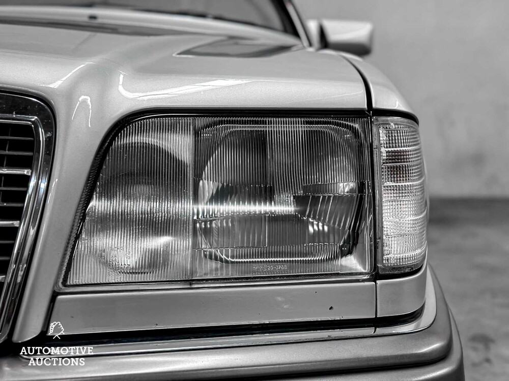 Mercedes-Benz 300 CE-24 200-500 (W124) Cabriolet 220pk 1993, 47-ZG-PR