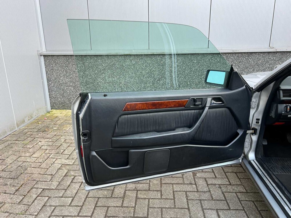 Mercedes-Benz 300 CE-24 200-500 (W124) Cabriolet 220pk 1993, 47-ZG-PR