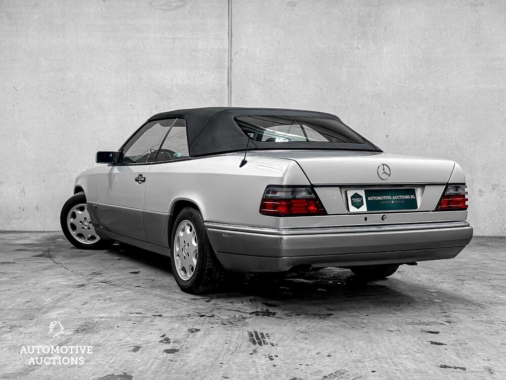 Mercedes-Benz 300 CE-24 200-500 (W124) Cabriolet 220pk 1993, 47-ZG-PR