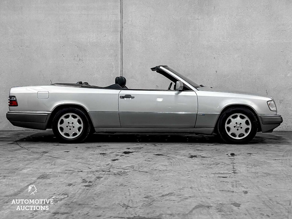 Mercedes-Benz 300 CE-24 200-500 (W124) Cabriolet 220pk 1993, 47-ZG-PR