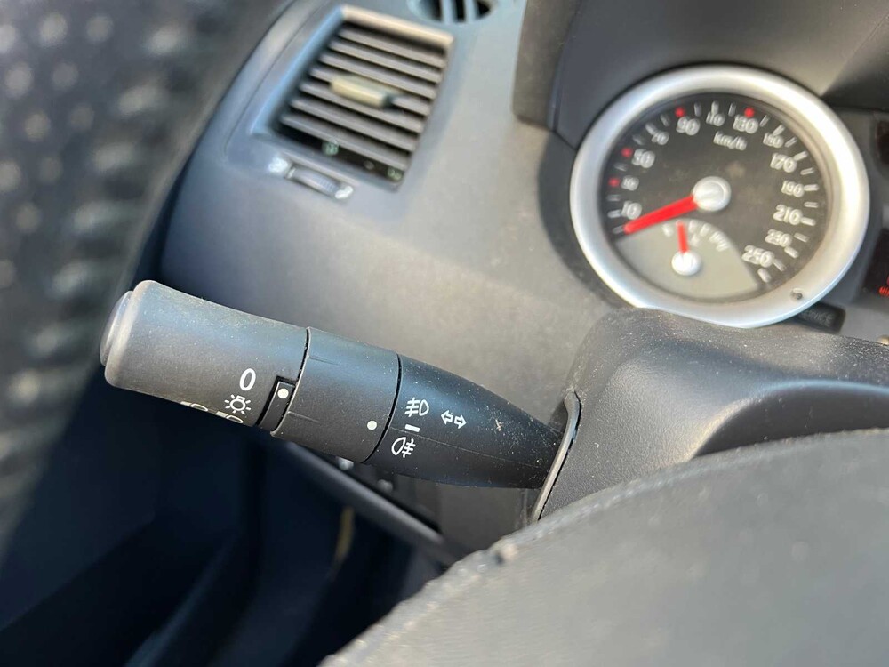 Renault Mégane Coupé Cabriolet 2.0-16V Priv.Luxe (Origineel-NL), 56-PN-TK