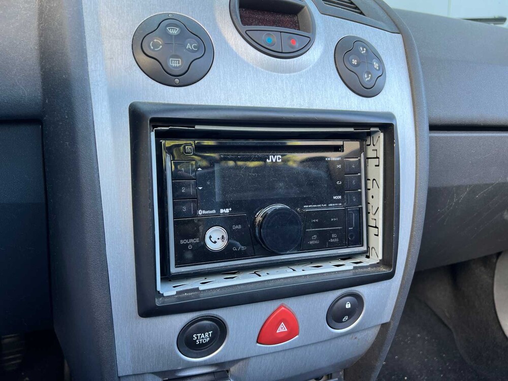 Renault Mégane Coupé Cabriolet 2.0-16V Priv.Luxe (Origineel-NL), 56-PN-TK