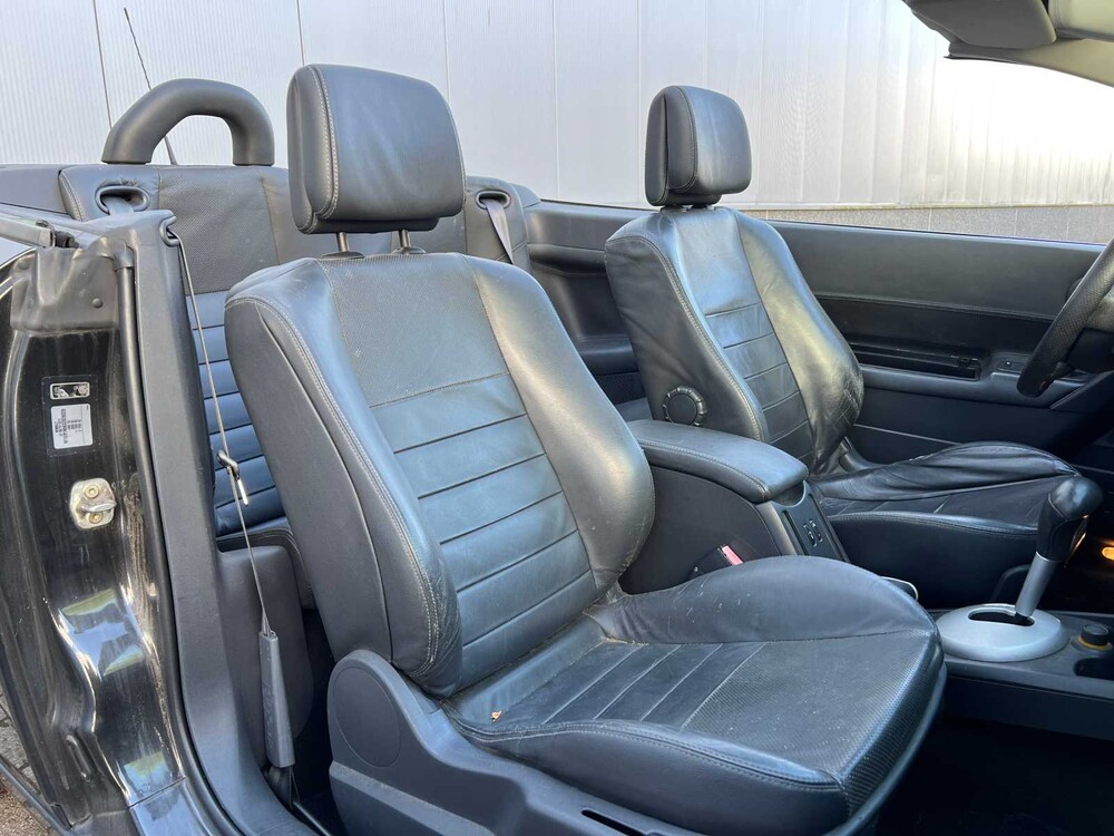 Renault Mégane Coupé Cabriolet 2.0-16V Priv.Luxe (Origineel-NL), 56-PN-TK