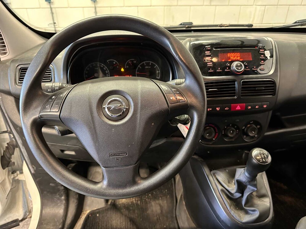 Opel Combo 1.3 CDTi L2H1 Edition 95hp 2018 (Original-NL) Commercial vehicle, V-108-TN