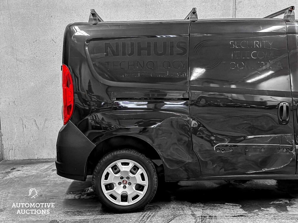 Fiat Doblò Cargo 1.3 MJ L2H1 SX 95hp 2019 (Original-NL) Commercial vehicle, V-369-XD
