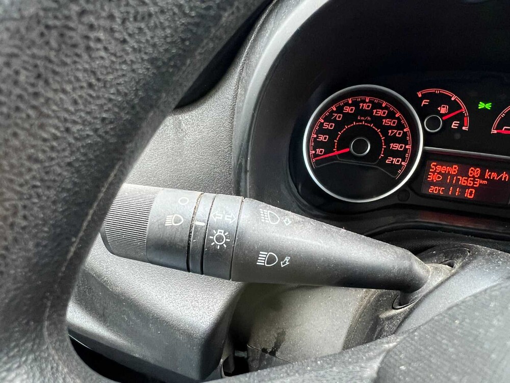 Fiat Doblò Cargo 1.3 MJ L2H1 SX 95hp 2019 (Original-NL) Commercial vehicle, V-369-XD