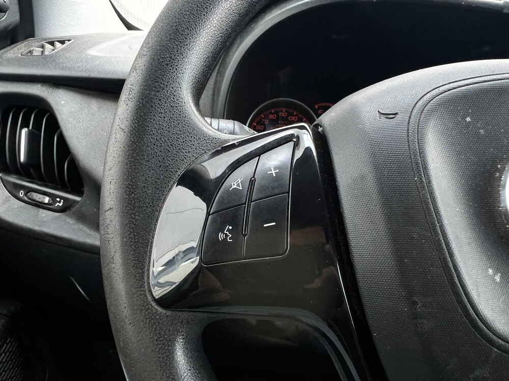 Fiat Doblò Cargo 1.3 MJ L2H1 SX 95hp 2019 (Original-NL) Commercial vehicle, V-369-XD