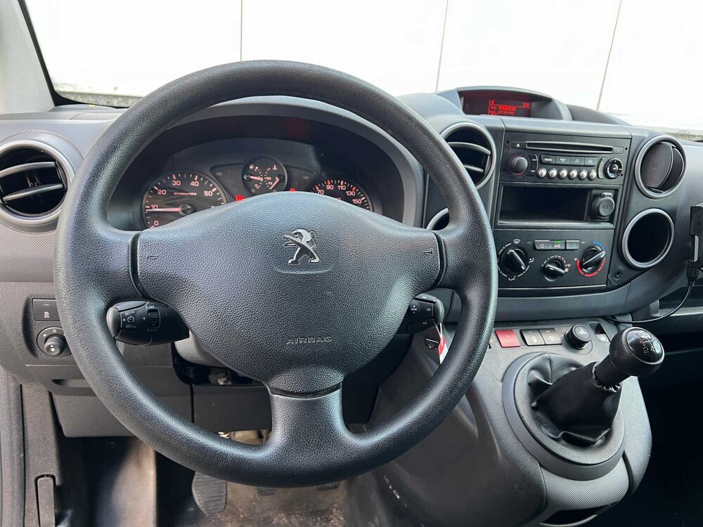 Peugeot Partner 122 1.6 BlueHDiL1Pre (Original-NL) 99hp 2018 Commercial vehicle, V-460-RZ