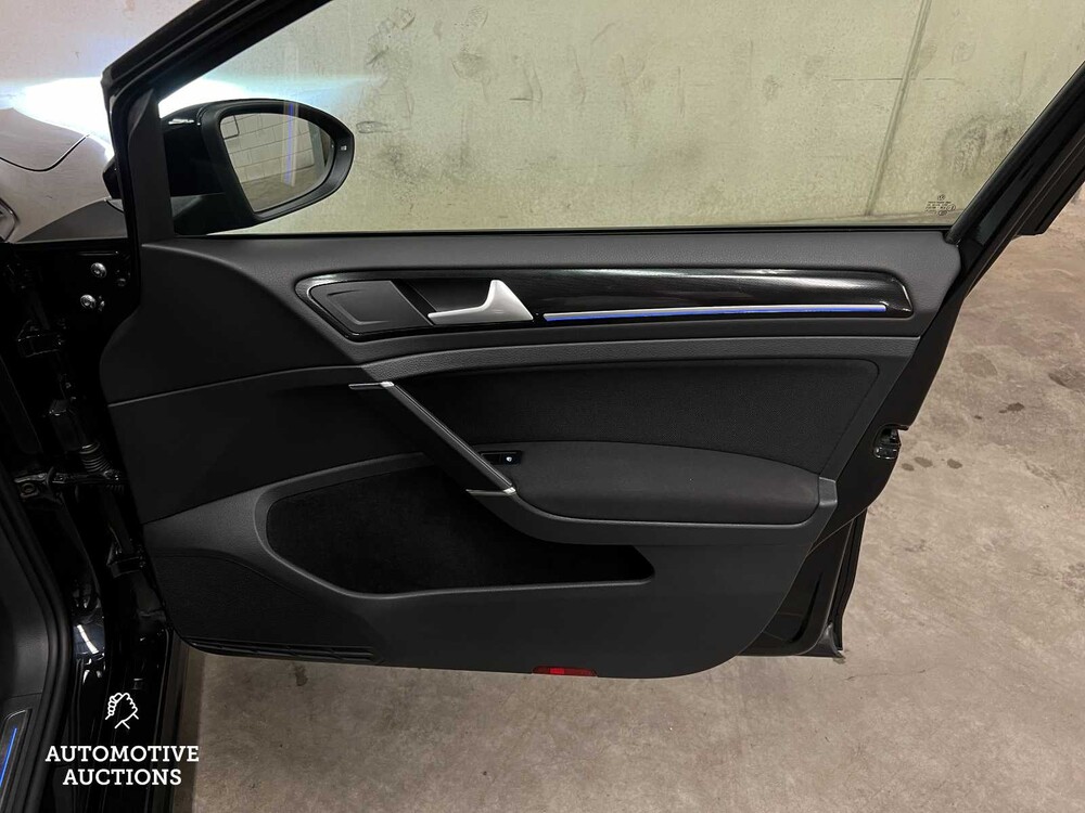 Volkswagen Golf GTE 1.4 TSI 150PS 2015 (Original-NL), HN-462-L