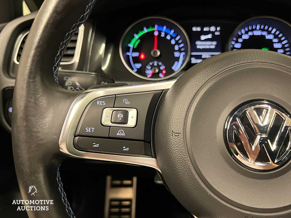 Volkswagen Golf GTE 1.4 TSI 150PS 2015 (Original-NL), HN-462-L